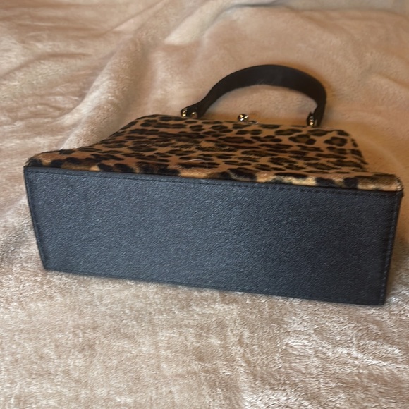 GIA New York, London, Paris faux fur bag - Picture 5 of 10